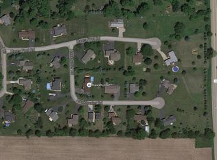 W5153 Hawkhunter Rd, Elkhorn, WI 53121