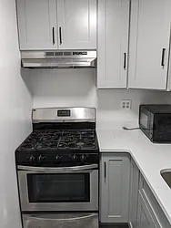 Rented by Reliance Realty of Manhattan Corp