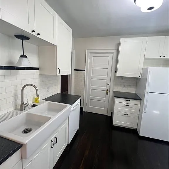543 Potomac Ave — Photo 14