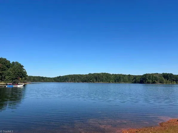 19 Sugar Tree Ln, Roxboro, NC 27574
