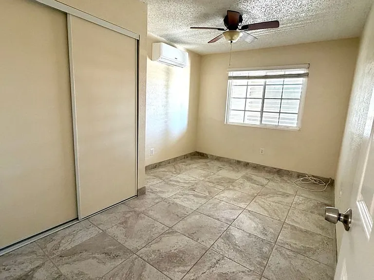 6614 Tamarisk Ave — Photo 11