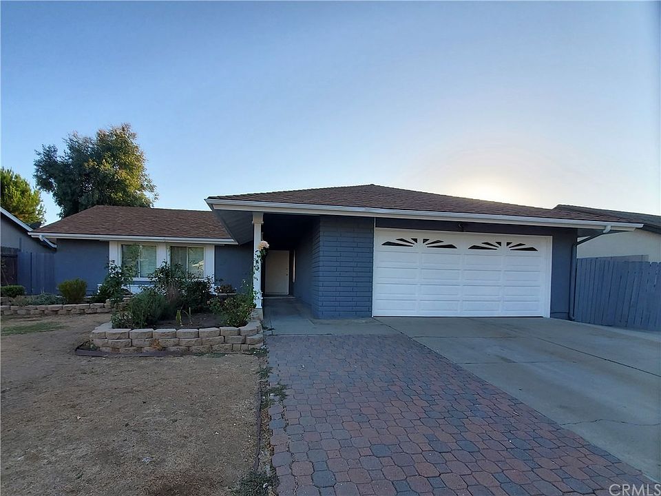 2nd image of 25252 Vista Fusco