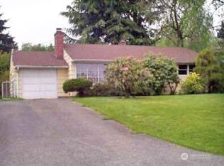 13053 Roosevelt Way NE, Seattle, WA 98125