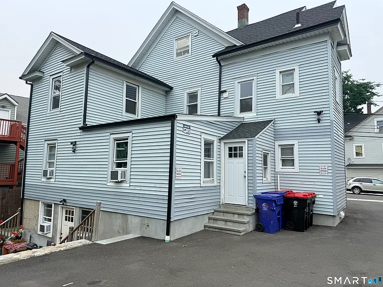 17 Laura St — Photo 5