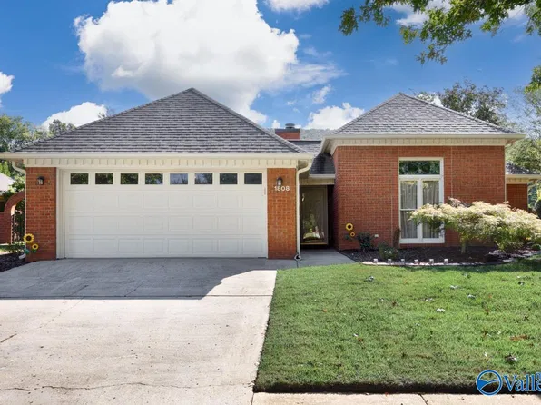 1808 Edgemere Ct SE, Huntsville, AL 35803