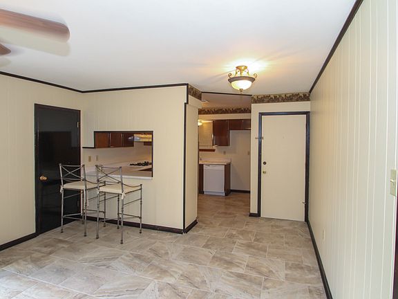 5th image of 1233 Kabel Dr