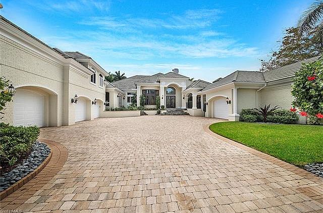 1st image of 27771 Marina Pointe Dr