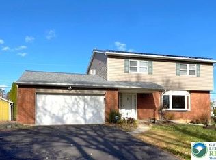 7501 Spring Creek Rd, Macungie, PA 18062