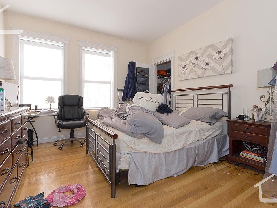 2nd image of 78 Quint Ave #3