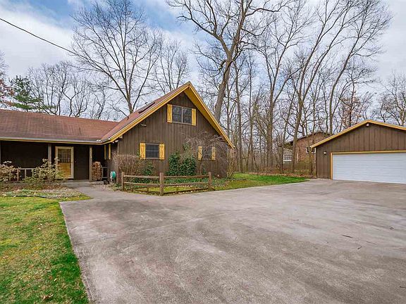 2nd image of 52713 Winding Waters Ln #L