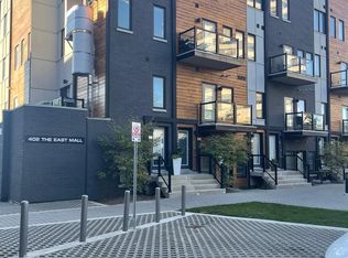 402 The East Mall #119, Toronto, ON M9B 6B7