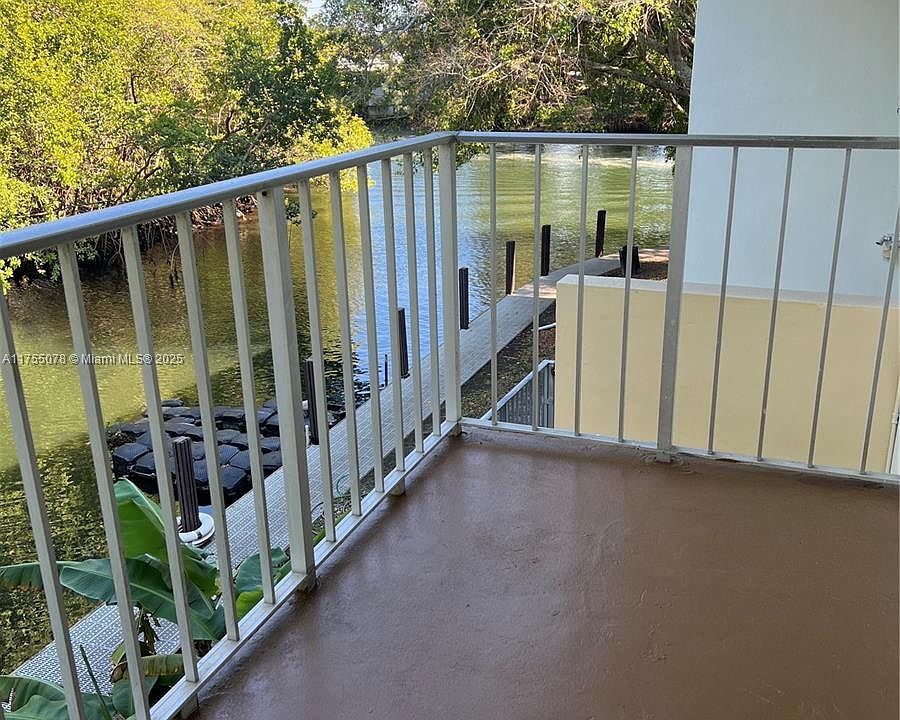 1st image of 1860 Venice Park Dr APT 211