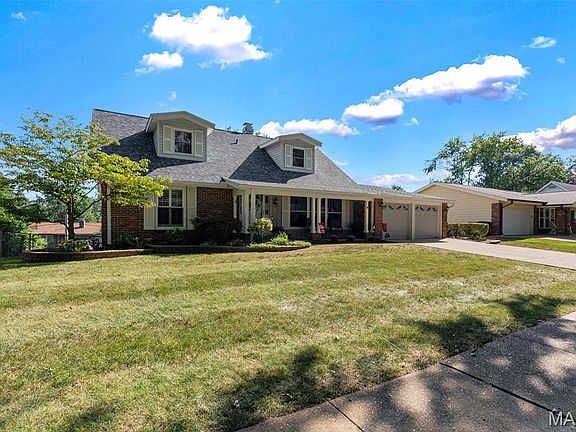 3rd image of 2816 Springridge Dr
