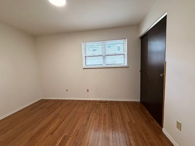 5404 Quincy St — Photo 7
