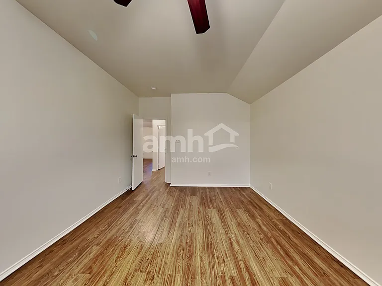4000 Hidden Meadow Ct — Photo 10