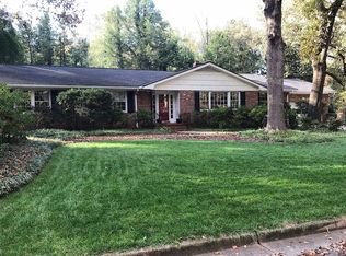 135 Lakecrest Dr, Greenville, SC 29609