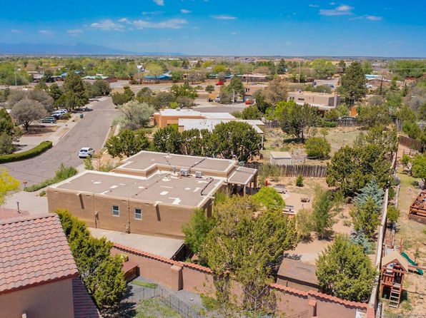 2813 Calle Calmo, Santa Fe, NM 87505