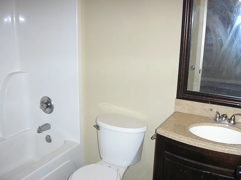 210 Crow Ave #B — Photo 12