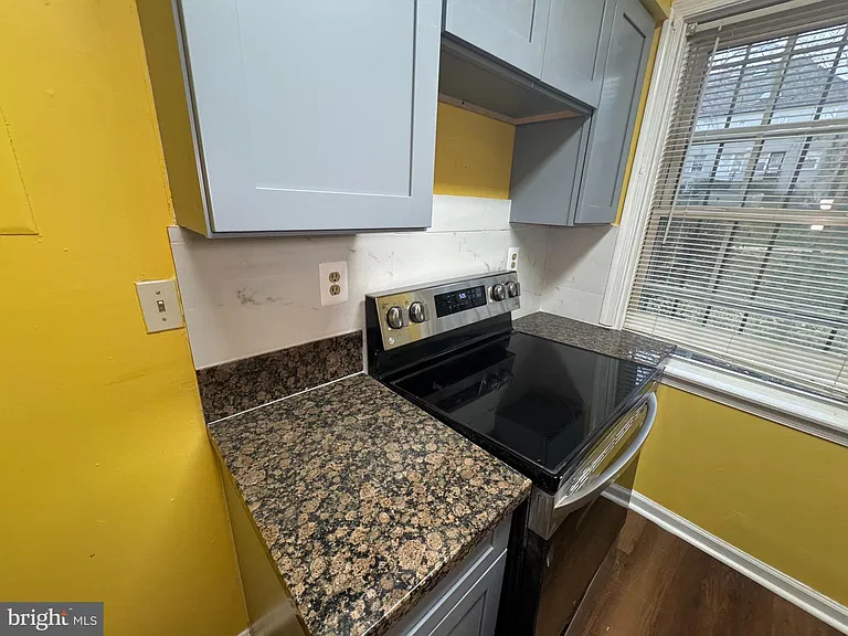 3812 W St SE #101 — Photo 5