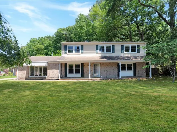 540 Rodney Ln, Virginia Beach, VA 23464