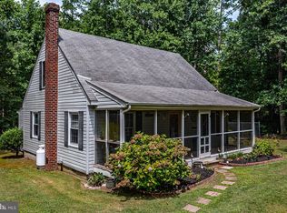 49 Marina Rd, Lancaster, VA 22503