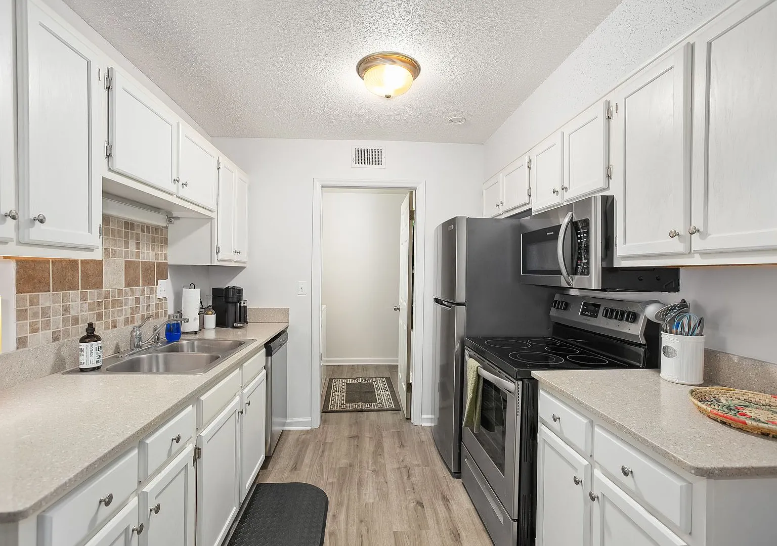 Furnished 1-Bedroom Condo with Modern Updates in Winston-Salem — Photo 4