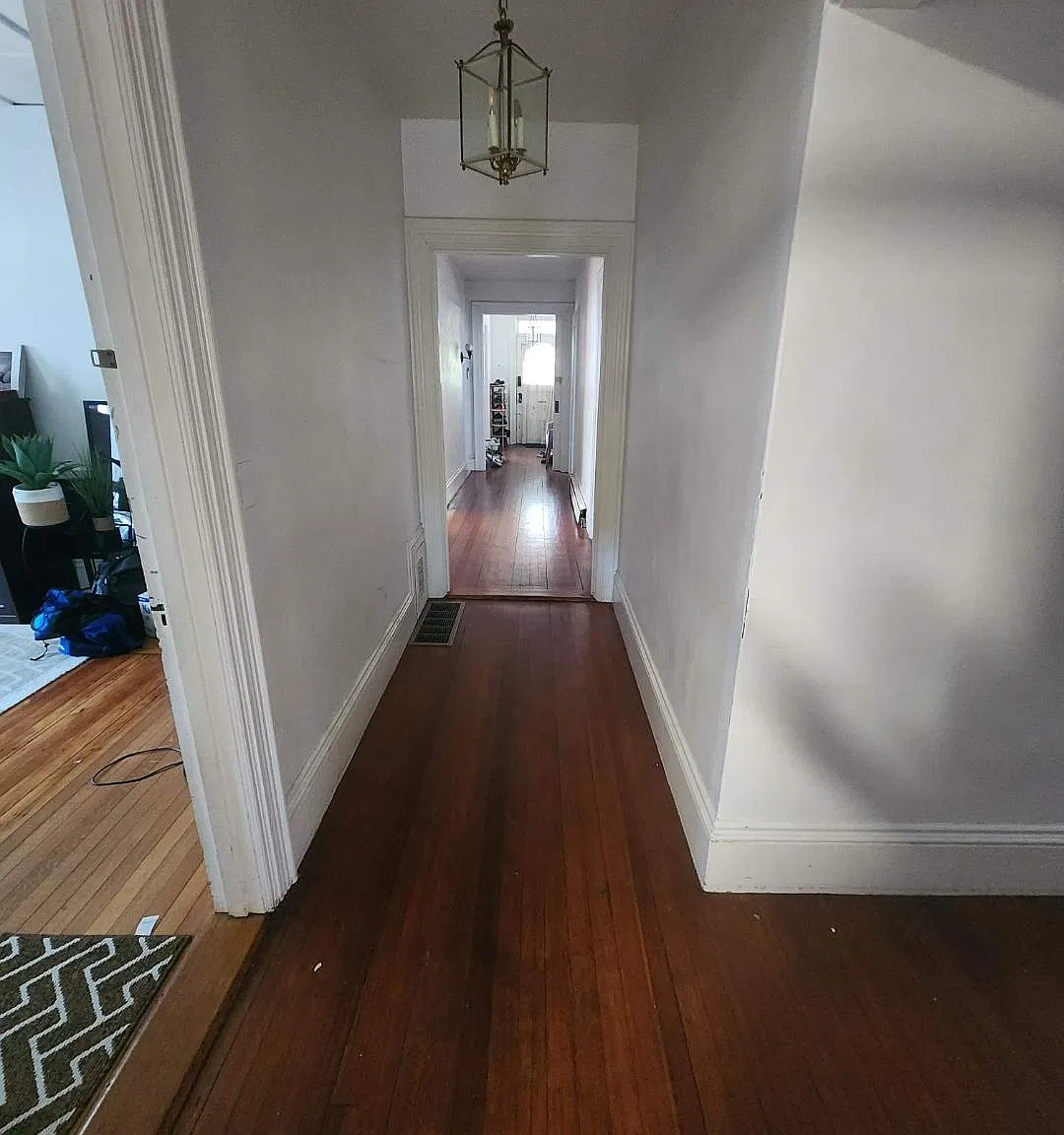 4 bed, 1900 sqft, $4,100 — Photo 4
