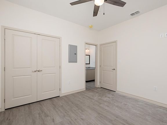 3rd image of 13 Village Dr #13
