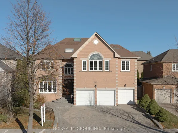 2151 Rodick Rd, Markham, ON L6C 1S8