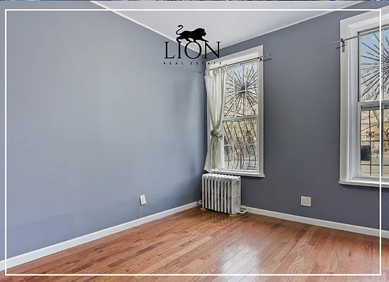 Rented by The Lion Real Estate | media 11