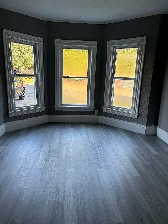 4 bed, 1600 sqft, $1,895 — Photo 3