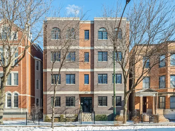 3747 N Ashland Ave #2S, Chicago, IL 60613