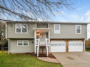 890 Westgard Ct, Douglasville, GA 30134