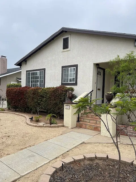 1614 Cypress Avenue - 1 — Photo 3