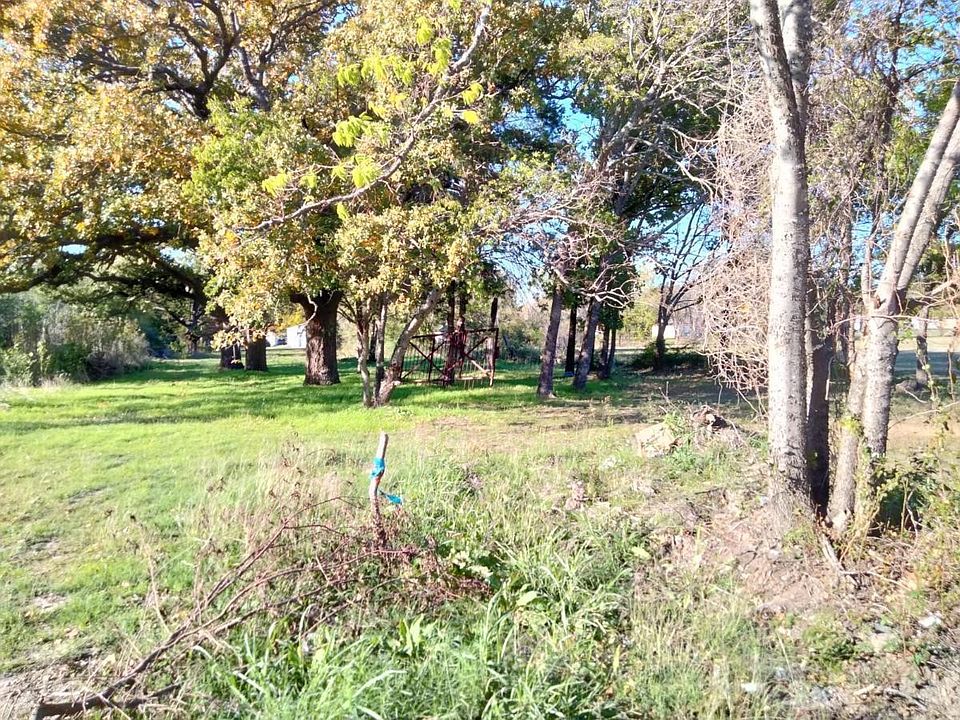 2nd image of Mineral Wells St