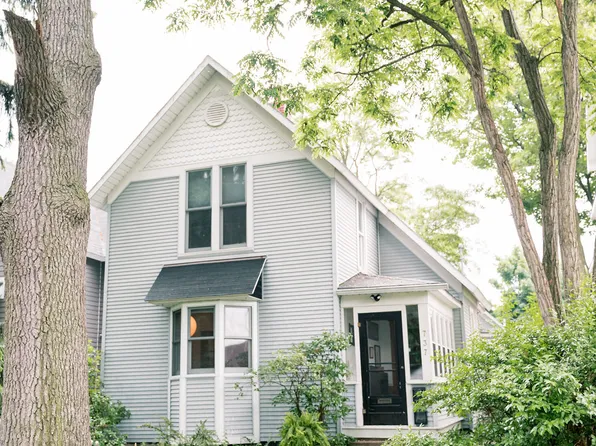 737 E State St, Traverse City, MI 49686