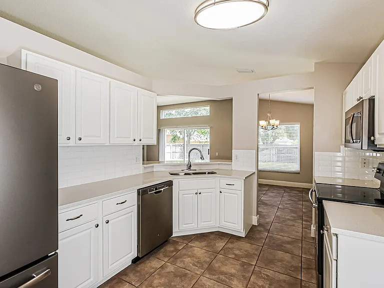 10428 Hunters Haven Blvd — Photo 8