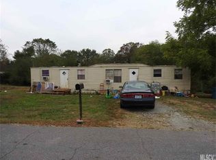 12 Lake St, Granite Falls, NC 28630