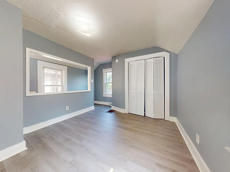 19 W Tucker Ave — Photo 11