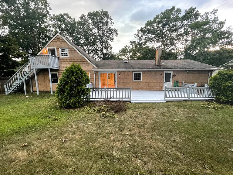 1017 Old Town Rd — Photo 15