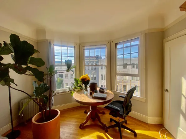 75 Capra Way APT 301, San Francisco, CA 94123