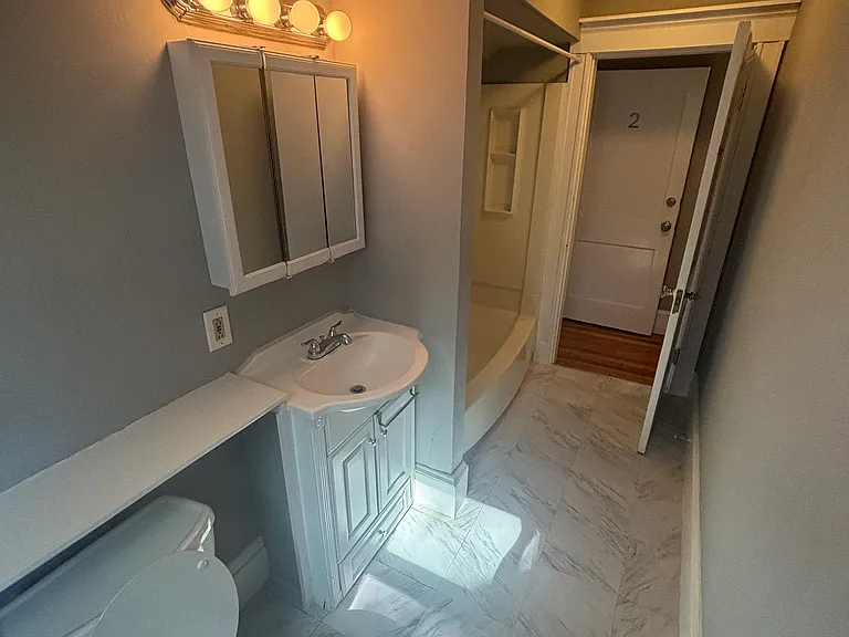4-Bathroom
