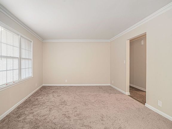 5th image of 3845 Woodyhill Dr