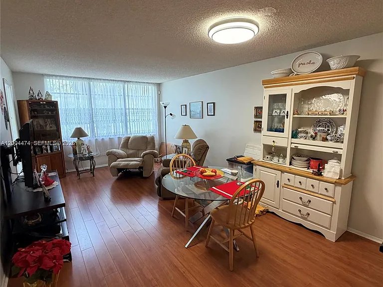 9440 Tangerine Pl #206 — Photo 11