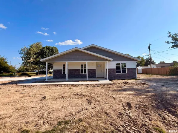 1101 E Boyton St, Marion, IL 62959