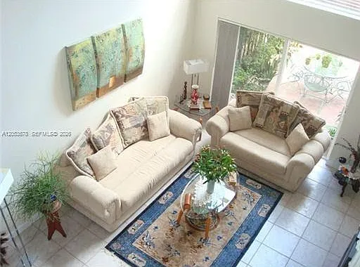 5273 NW 113th Ave — Photo 3