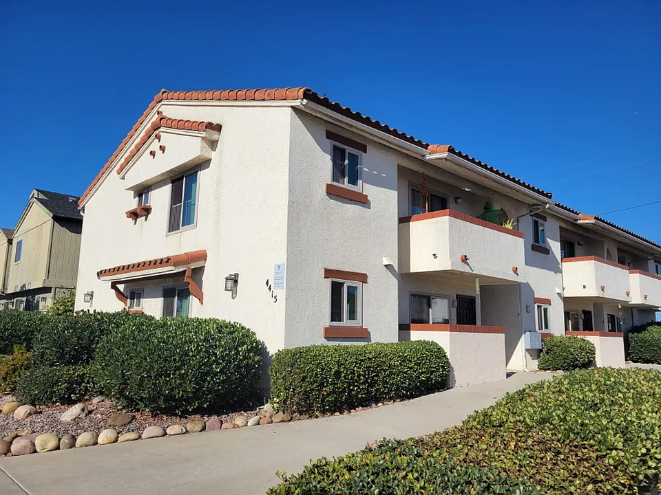 4415 Clairemont Dr #4