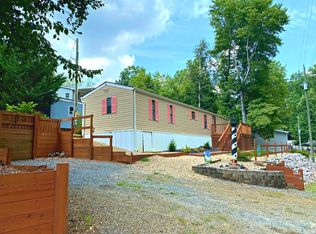 183 Feather Trl, Bracey, VA 23919