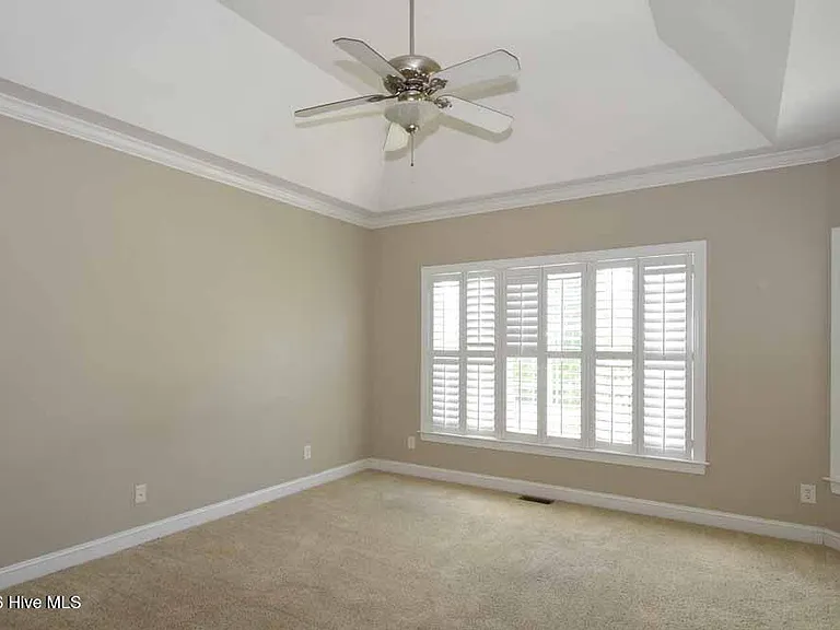 1129 Scarlet Oak Dr — Photo 16