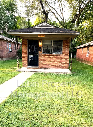 2455 Douglass Ave Photo 1